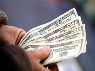 ثبات نرخ دلار تجاری در کانال ۷۱ هزار تومان