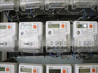 یک روز با سیگنال‌های آرامش؛ از تغییر فرمان در بانک مرکزی تا عقب‌نشینی دلار و طلا